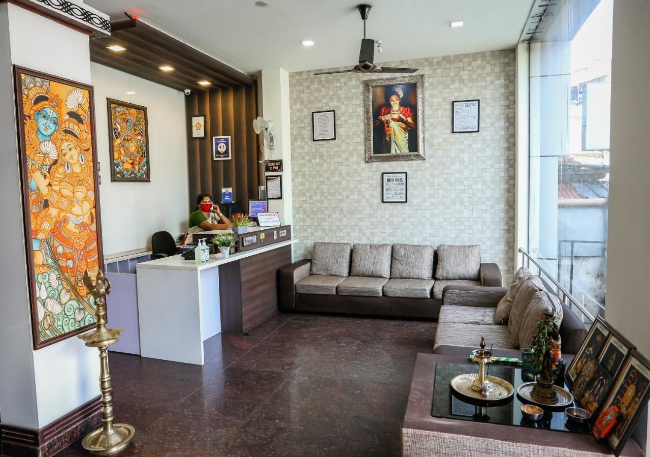Hare Krishna inn Guruvāyūr Exterior foto