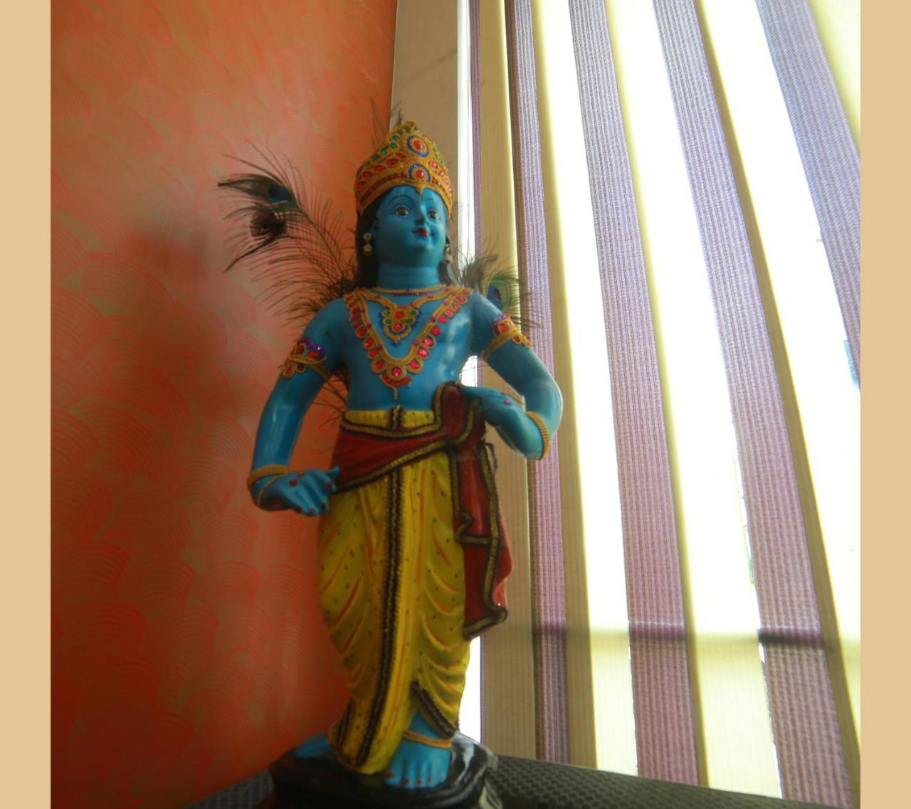 Hare Krishna inn Guruvāyūr Exterior foto